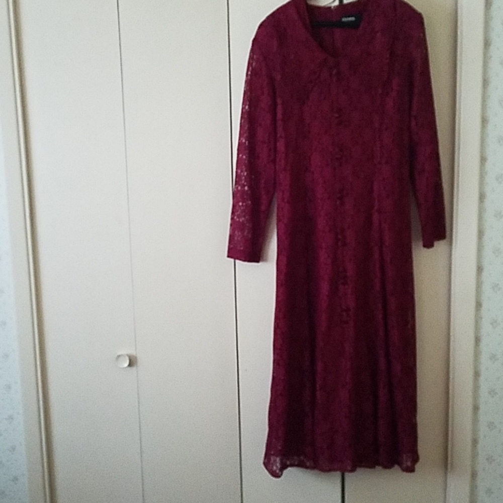 Lace dress